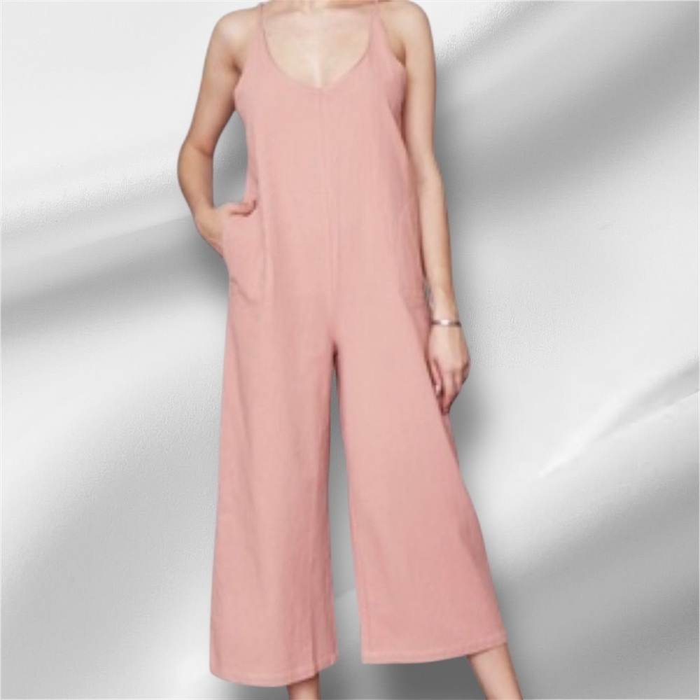 Women’s Wide Legged Jumpsuit NWT